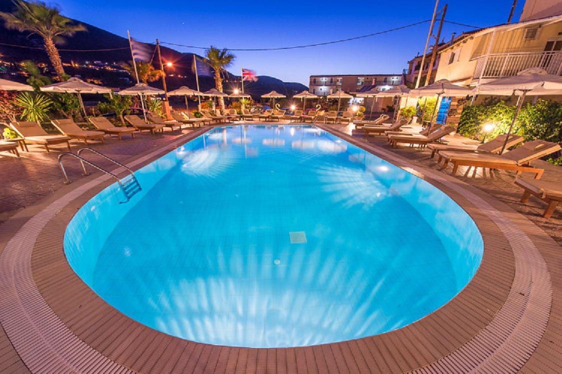Clio Hotel อาลีเกส ภายนอก รูปภาพ